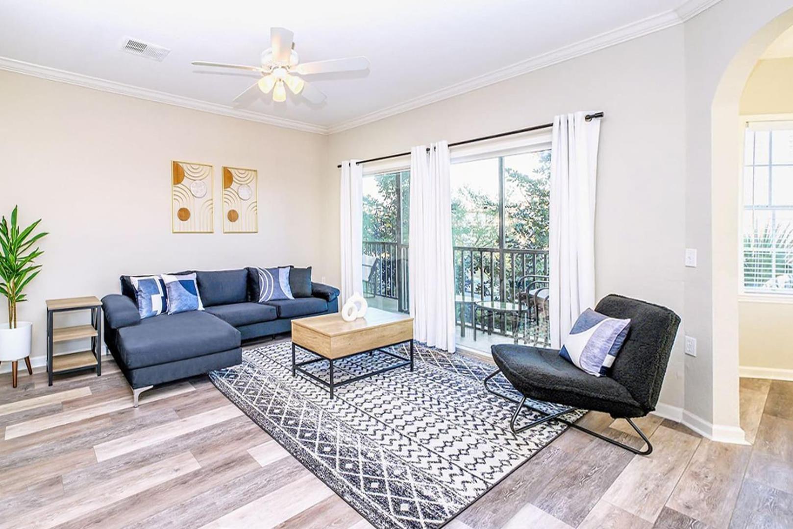 Bright & Modern 2Br Condo With Pool & Hot Tub, Near Disney! Orlando Kültér fotó