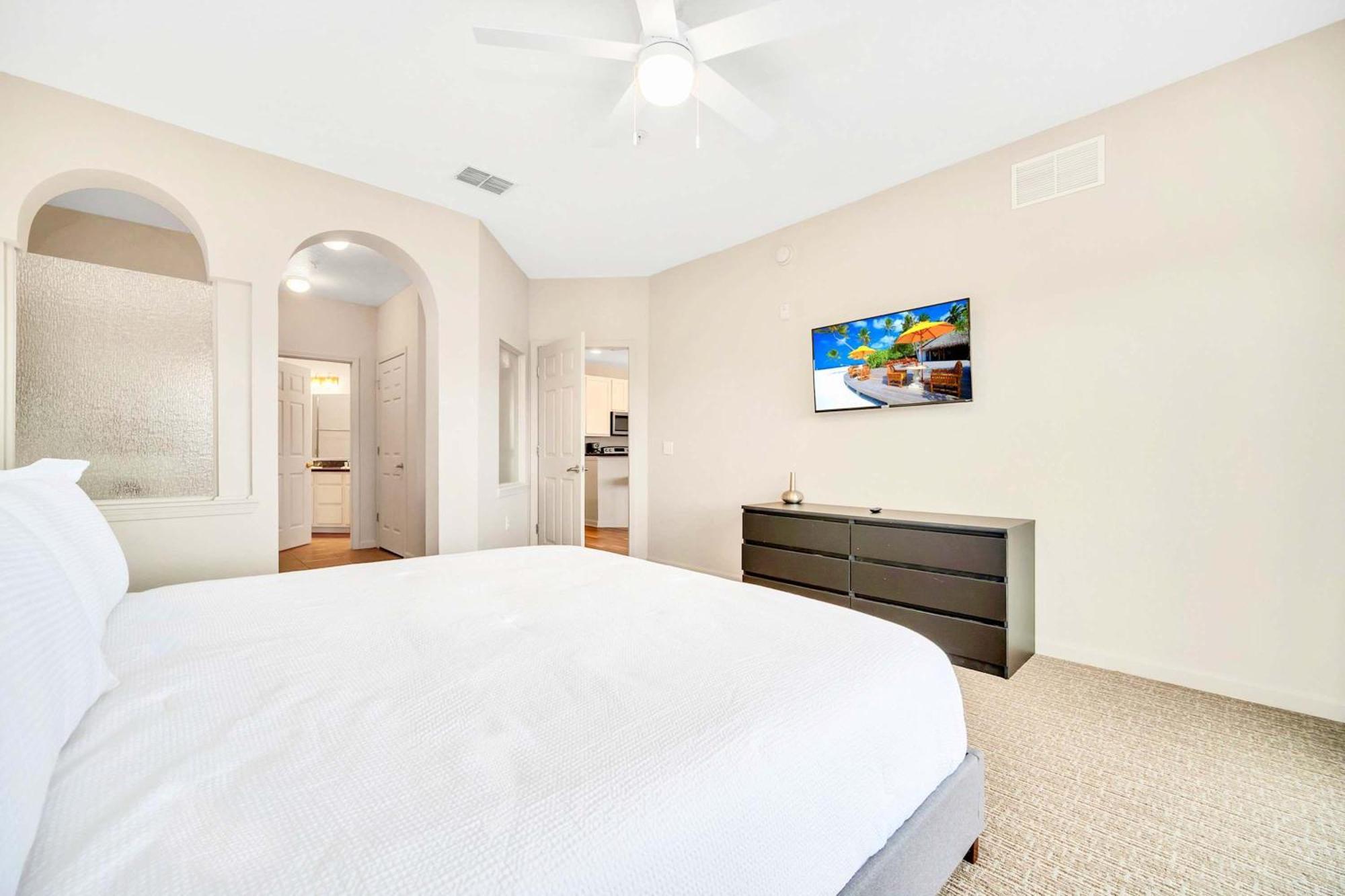 Bright & Modern 2Br Condo With Pool & Hot Tub, Near Disney! Orlando Kültér fotó